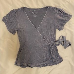 AE wrapped top in blue 
Size XS